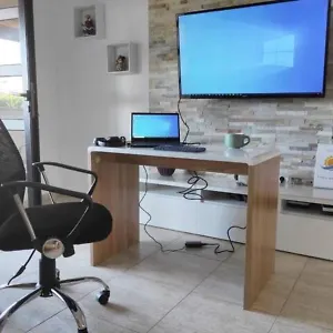  Apartamento Casa Krisma, Fabulous Modern Spacious 2 Bedrooms Apartment, Remote Work, Fast Wifi, Parking&ac España